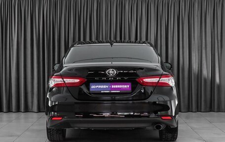Toyota Camry, 2019 год, 2 875 000 рублей, 4 фотография