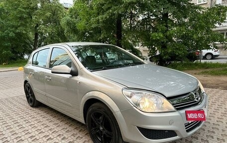 Opel Astra H, 2008 год, 410 000 рублей, 3 фотография