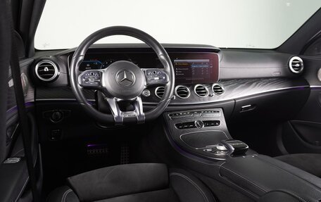Mercedes-Benz E-Класс, 2018 год, 3 899 000 рублей, 6 фотография