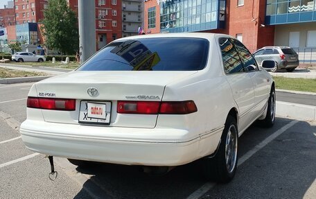 Toyota Camry, 1999 год, 450 000 рублей, 3 фотография