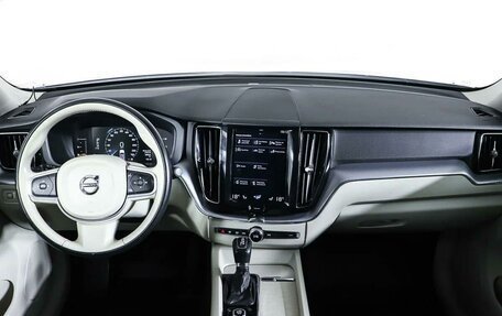 Volvo XC60 II, 2018 год, 3 974 000 рублей, 12 фотография