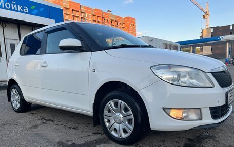 Skoda Fabia II, 2013 год, 640 000 рублей, 2 фотография