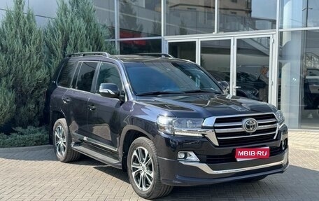 Toyota Land Cruiser 200, 2020 год, 8 150 000 рублей, 1 фотография