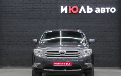 Toyota Highlander III, 2013 год, 1 фотография