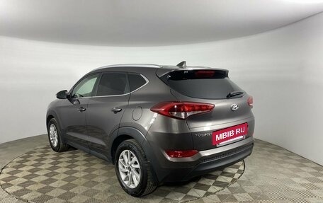 Hyundai Tucson III, 2018 год, 2 100 000 рублей, 3 фотография