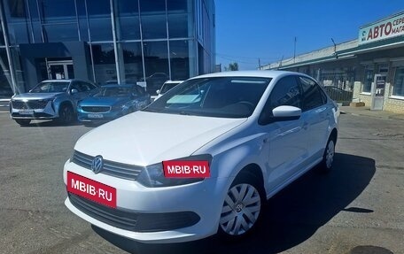 Volkswagen Polo VI (EU Market), 2013 год, 830 000 рублей, 2 фотография