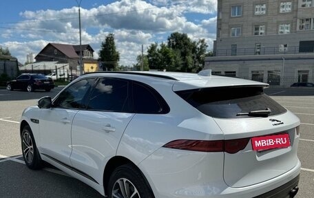 Jaguar F-Pace, 2016 год, 3 849 999 рублей, 7 фотография