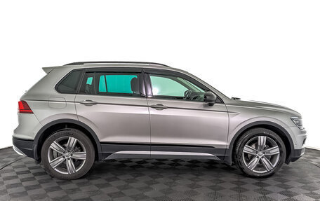 Volkswagen Tiguan II, 2019 год, 2 795 000 рублей, 4 фотография