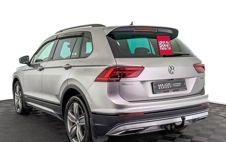 Volkswagen Tiguan II, 2019 год, 2 795 000 рублей, 7 фотография