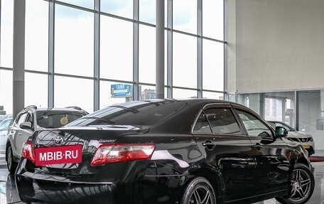 Toyota Camry, 2011 год, 1 840 000 рублей, 6 фотография