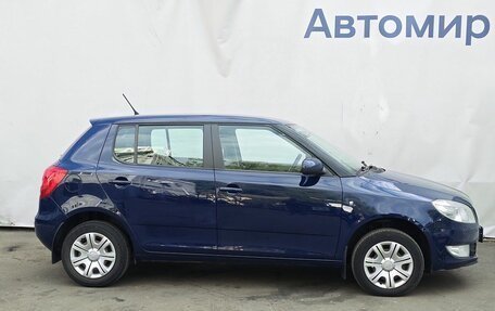 Skoda Fabia II, 2014 год, 880 000 рублей, 4 фотография