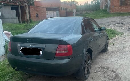 Audi A4, 2000 год, 400 000 рублей, 4 фотография