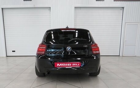 BMW 1 серия, 2011 год, 1 290 000 рублей, 4 фотография