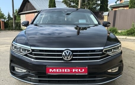 Volkswagen Passat B8 рестайлинг, 2020 год, 3 600 000 рублей, 3 фотография