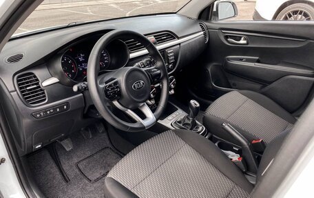 KIA Rio IV, 2018 год, 1 450 000 рублей, 8 фотография