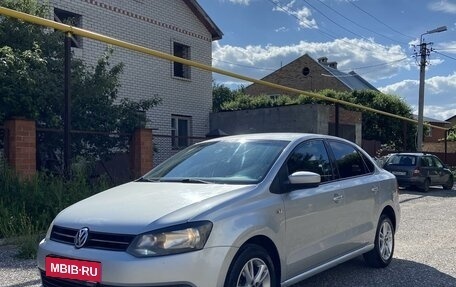 Volkswagen Polo VI (EU Market), 2013 год, 845 000 рублей, 1 фотография