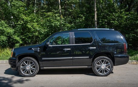 Cadillac Escalade III, 2010 год, 2 300 000 рублей, 12 фотография