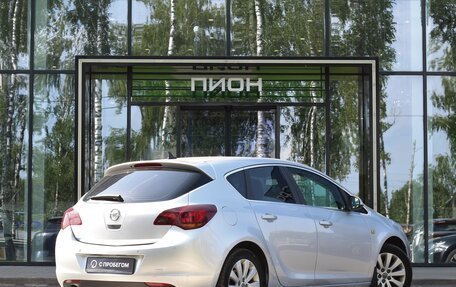 Opel Astra J, 2011 год, 795 000 рублей, 3 фотография