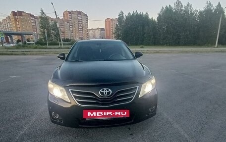 Toyota Camry, 2010 год, 1 350 000 рублей, 3 фотография