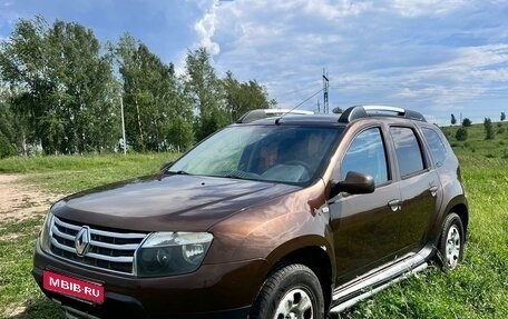 Renault Duster I рестайлинг, 2012 год, 900 000 рублей, 1 фотография