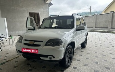 Chevrolet Niva I рестайлинг, 2019 год, 930 000 рублей, 1 фотография