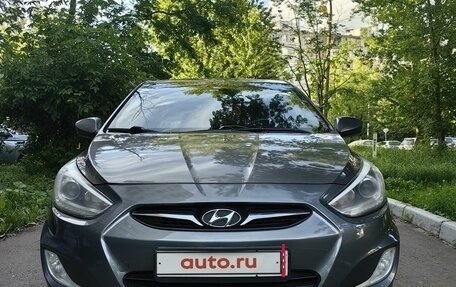 Hyundai Solaris II рестайлинг, 2013 год, 785 000 рублей, 3 фотография