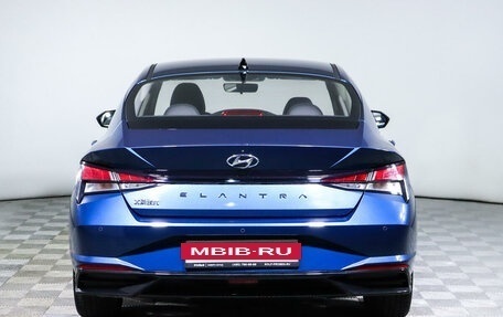 Hyundai Elantra, 2022 год, 2 300 000 рублей, 6 фотография