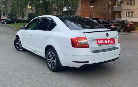 Skoda Octavia, 2019 год, 1 100 000 рублей, 3 фотография