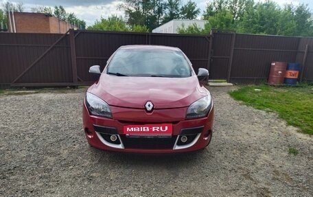 Renault Megane III, 2011 год, 800 000 рублей, 2 фотография