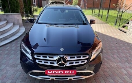 Mercedes-Benz GLA, 2018 год, 2 250 000 рублей, 2 фотография