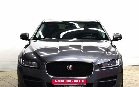 Jaguar XE I рестайлинг, 2017 год, 1 940 000 рублей, 2 фотография