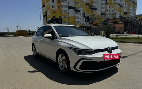 Volkswagen Golf VIII, 2020 год, 2 800 000 рублей, 3 фотография