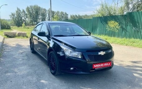 Chevrolet Cruze II, 2011 год, 850 000 рублей, 3 фотография