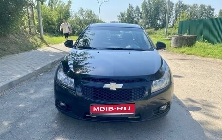 Chevrolet Cruze II, 2011 год, 850 000 рублей, 2 фотография