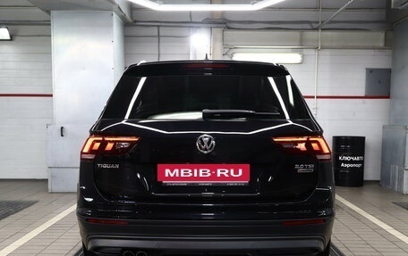 Volkswagen Tiguan II, 2017 год, 2 650 000 рублей, 4 фотография