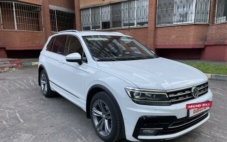 Volkswagen Tiguan II, 2018 год, 3 270 000 рублей, 2 фотография