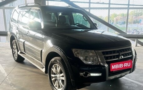 Mitsubishi Pajero IV, 2015 год, 2 549 000 рублей, 2 фотография