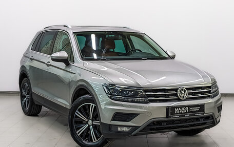 Volkswagen Tiguan II, 2018 год, 2 950 000 рублей, 3 фотография