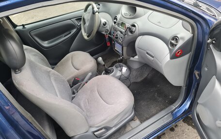 Toyota Yaris I рестайлинг, 1999 год, 290 000 рублей, 3 фотография