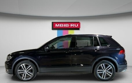 Volkswagen Tiguan II, 2018 год, 2 918 900 рублей, 2 фотография