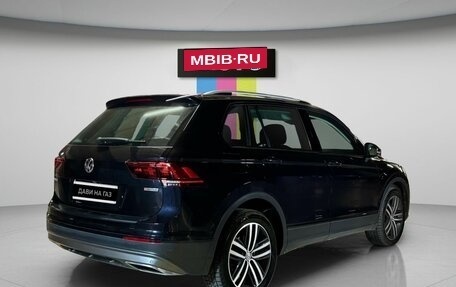 Volkswagen Tiguan II, 2018 год, 2 918 900 рублей, 7 фотография