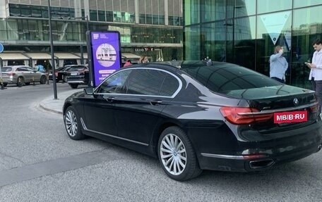 BMW 7 серия, 2017 год, 3 300 000 рублей, 3 фотография