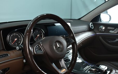 Mercedes-Benz E-Класс, 2017 год, 4 279 995 рублей, 7 фотография