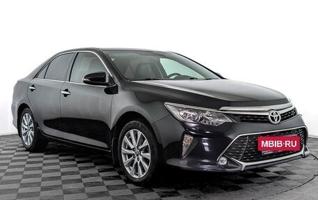 Toyota Camry, 2017 год, 2 385 000 рублей, 3 фотография