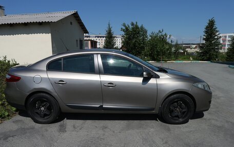 Renault Fluence I, 2012 год, 950 000 рублей, 2 фотография