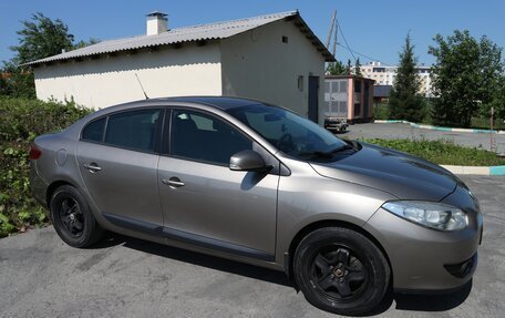 Renault Fluence I, 2012 год, 950 000 рублей, 3 фотография