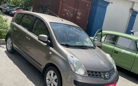 Nissan Note II рестайлинг, 2006 год, 540 000 рублей, 2 фотография