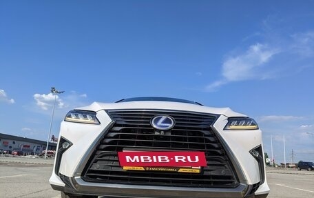 Lexus RX IV рестайлинг, 2017 год, 5 500 000 рублей, 4 фотография