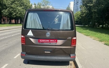 Volkswagen Caravelle T6 рестайлинг, 2016 год, 3 200 000 рублей, 4 фотография