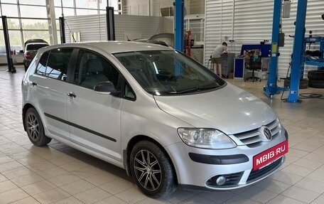 Volkswagen Golf Plus I, 2008 год, 619 000 рублей, 2 фотография